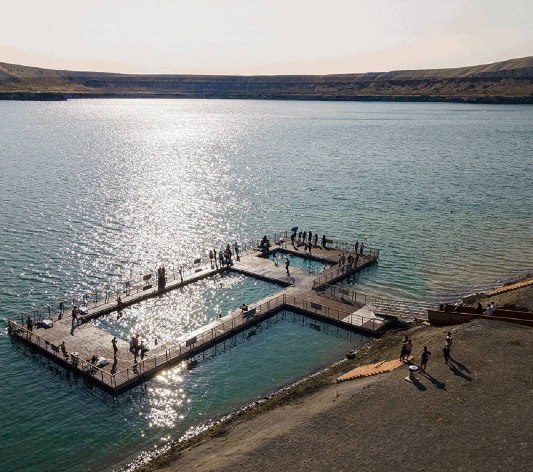 Konya'da tadı acı, huzuru tatlı göl: Turistler için kış da fark etmiyor 4